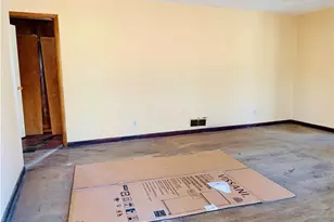 738 Burns Rd, Carrollton, GA 30117 - Photo 2