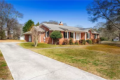 173 Madison Street, Commerce, GA 30529 - Photo 2