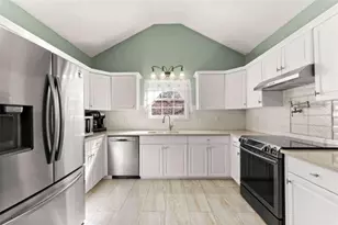 5082 Peach Mountain Cir, Gainesville, GA 30507 - Photo 10