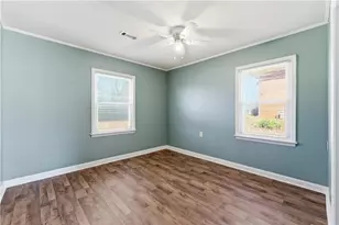 210 N 19th St, Griffin, GA 30223 - Photo 8