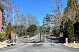 3670 Ashford Creek View NE, Atlanta, GA 30319 - Photo 34