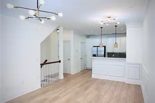 3670 Ashford Creek View NE, Atlanta, GA 30319 - Photo 4