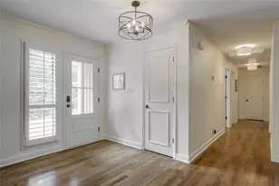 392 Greenfield Ct, Marietta, GA 30068 - Photo 2