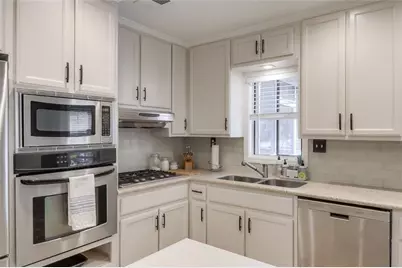 392 Greenfield Court, Marietta, GA 30068 - Photo 8