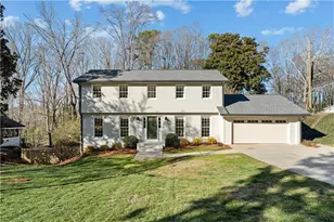 1742 Granger Ct, Atlanta, GA 30341 - Photo 2