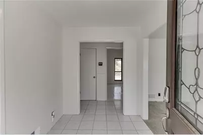 5360 Fieldgreen Drive, Stone Mountain, GA 30088 - Photo 4