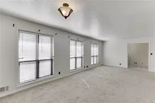 5360 Fieldgreen Dr, Stone Mountain, GA 30088 - Photo 10