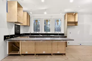 3521 Kingsboro Rd, Atlanta, GA 30326 - Photo 24