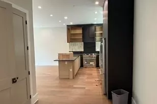 3521 Kingsboro Rd, Atlanta, GA 30326 - Photo 10