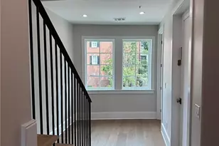 3521 Kingsboro Rd, Atlanta, GA 30326 - Photo 18