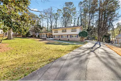 3261 Chase Road, Atlanta, GA 30341 - Photo 4