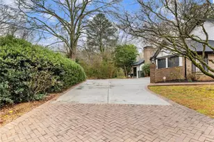 955 Landmark Dr, Atlanta, GA 30342 - Photo 46