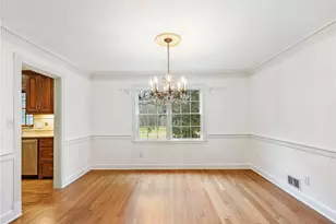 955 Landmark Dr, Atlanta, GA 30342 - Photo 8