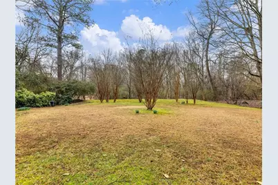 955 Landmark Drive, Atlanta, GA 30342 - Photo 52