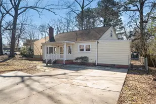 611 Briarwood Cir NW, Rome, GA 30165 - Photo 2