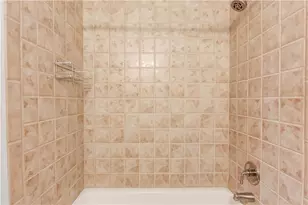 5590 Glenridge Park, Sandy Springs, GA 30342 - Photo 28