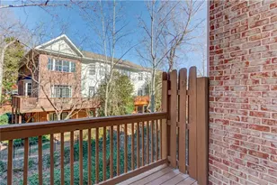 5590 Glenridge Park, Sandy Springs, GA 30342 - Photo 16