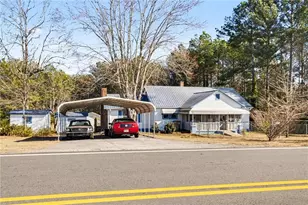 146 Collier Rd, Toccoa, GA 30577 - Photo 1