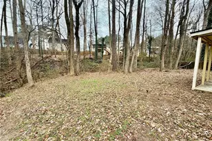 92 Oriole Dr, Jonesboro, GA 30238 - Photo 6