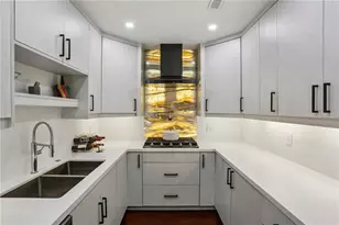 26304 Plantation Dr NE, Atlanta, GA 30324 - Photo 8