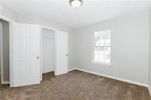 1307 Arbor Green Ct, Lithonia, GA 30058 - Photo 6