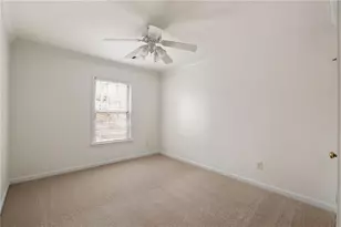 200 Persimmon Tr, Woodstock, GA 30188 - Photo 22