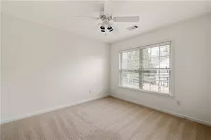 200 Persimmon Tr, Woodstock, GA 30188 - Photo 20