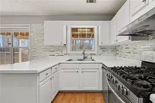 2290 Berkeley Cove Ct, Duluth, GA 30096 - Photo 14