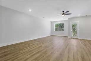 7048 Manchester Dr, Flowery Branch, GA 30542 - Photo 44