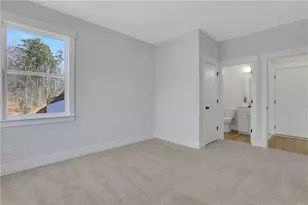 7048 Manchester Dr, Flowery Branch, GA 30542 - Photo 22