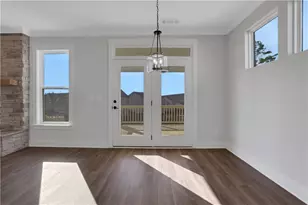 7049 Manchester Dr, Flowery Branch, GA 30542 - Photo 20