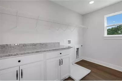 7049 Manchester Drive, Flowery Branch, GA 30542 - Photo 48