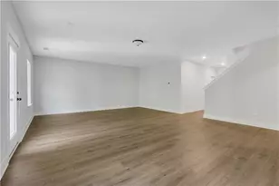 7049 Manchester Dr, Flowery Branch, GA 30542 - Photo 52