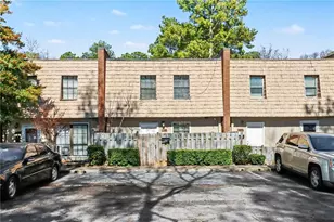 1388 Wood Cir S, Morrow, GA 30260 - Photo 2