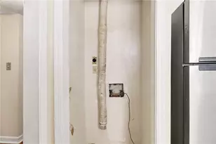 1388 Wood Cir S, Morrow, GA 30260 - Photo 8