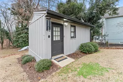 6052 Seminole Drive, Flowery Branch, GA 30542 - Photo 14
