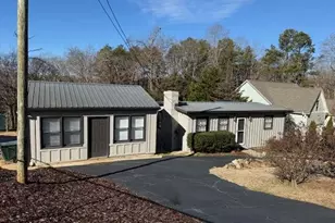 6052 Seminole Dr, Flowery Branch, GA 30542 - Photo 1