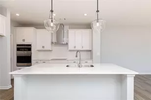 326 Chattahoochee Cir, Locust Grove, GA 30248 - Photo 2