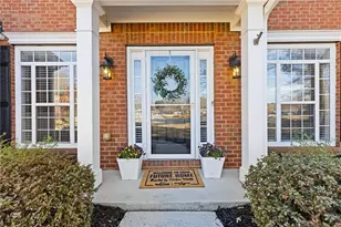 3171 Seneca Farm Ln, Buford, GA 30519 - Photo 4