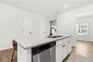 4316 Mallory Ct S, Union City, GA 30291 - Photo 8