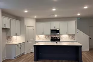 3230 Cyrus Creek Dr, Kennesaw, GA 30152 - Photo 4