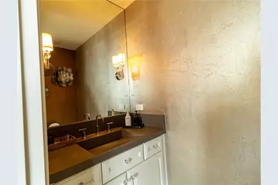 2233 Peachtree Road NE #1105, Atlanta, GA 30309 - Photo 16