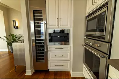 2233 Peachtree Road NE #1105, Atlanta, GA 30309 - Photo 18