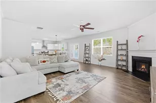 4910 Bramblett Grove Pl, Cumming, GA 30040 - Photo 6