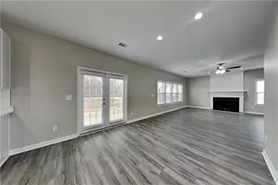 401 Martin Field Ct, Lawrenceville, GA 30045 - Photo 4