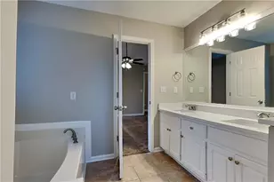 1280 Waterwood Dr, Loganville, GA 30052 - Photo 12