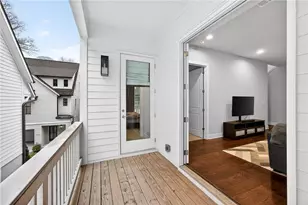 4036 Hazel Nut Ln, Atlanta, GA 30342 - Photo 14