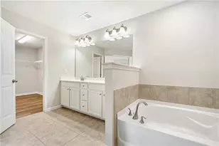 656 Sunset Park Dr, Suwanee, GA 30024 - Photo 22