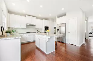 656 Sunset Park Dr, Suwanee, GA 30024 - Photo 14