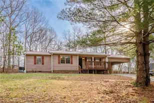 629 W Broadacre Rd NW, Dalton, GA 30721 - Photo 2